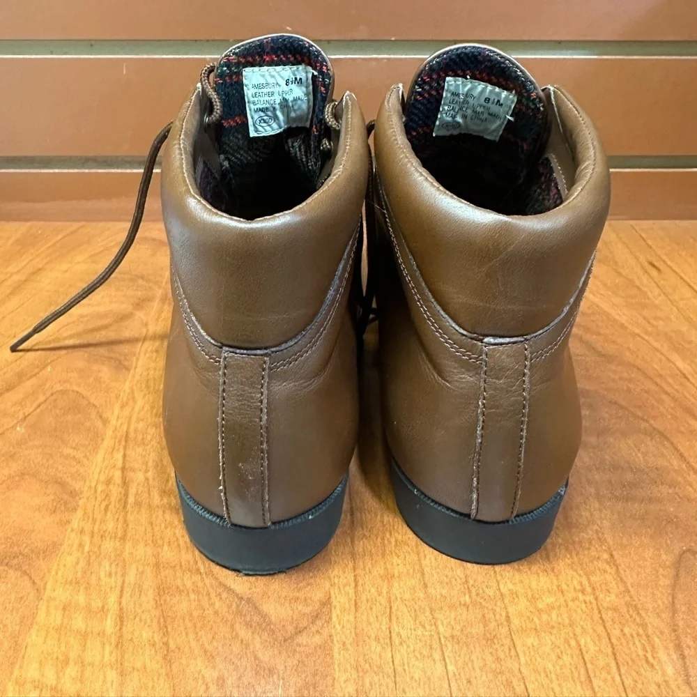 Elegant Brown Chukka Boots for Men
